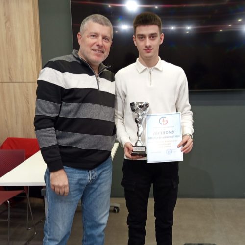 04. Pistolj ml.juniori Kvasnevski